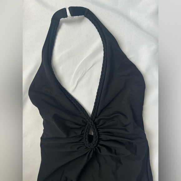 SHAPEFX SWIM ONE PIECE SWIM BLACK SIZE 6 WITH V CUT - Picture 2 of 5